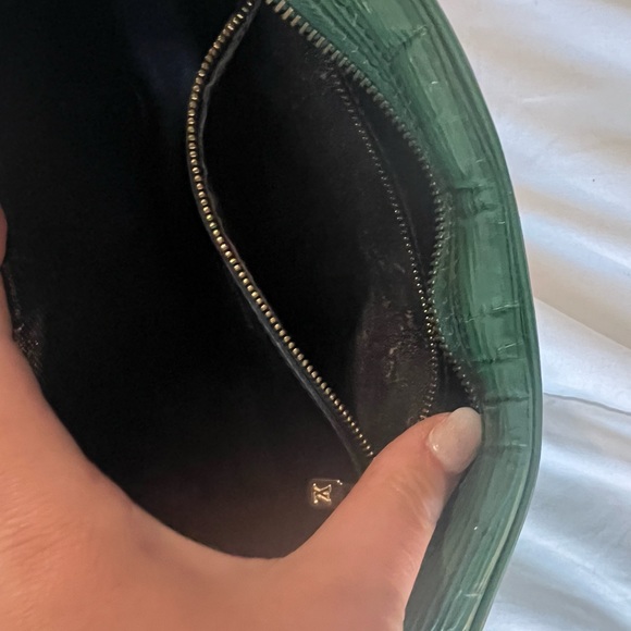 Dark Green original authentic LV purse - Picture 9 of 13
